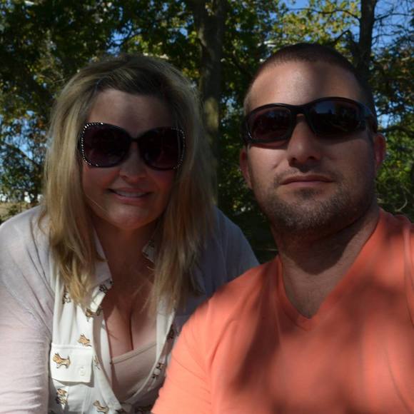 Meet your Posher, Lisa - Picture 1 of 1